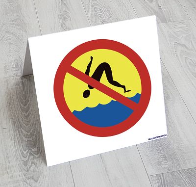 Stand z grafiką, potykacz, znak - zakaz skoków do wody